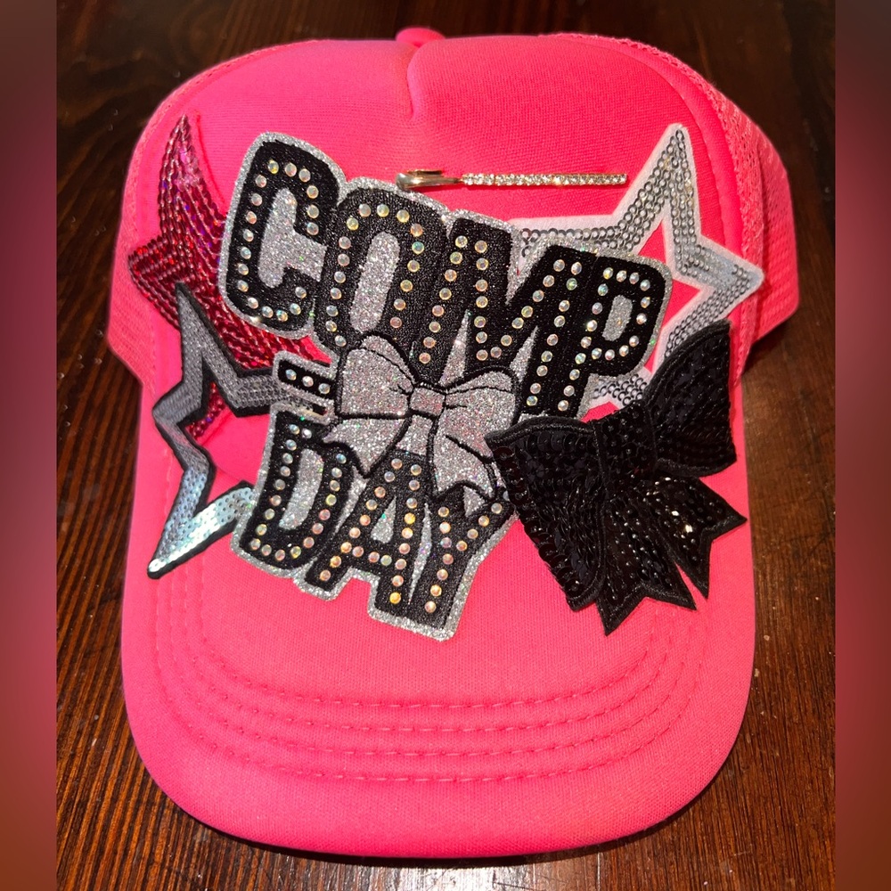 Trucker hat